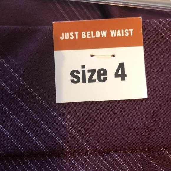 Old Navy Skirt size 4 - Picture 6 of 6